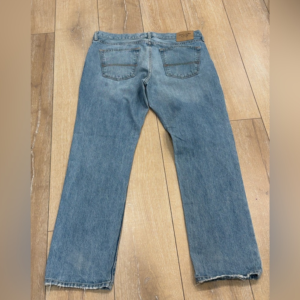 Abercrombie &‎ Fitch The A&F Slim Straight Jeans